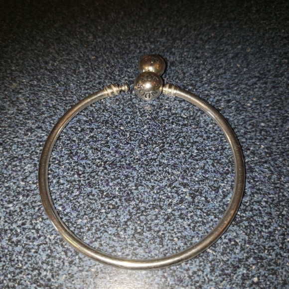 Pandora bracelet - Picture 2 of 2